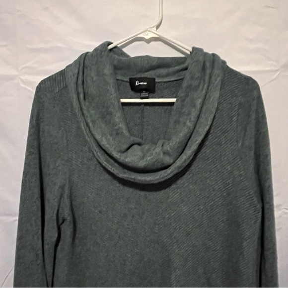 B WEAR, Women’s Cowl Neck, Long Sleeve, Comfy Gray Shirt, Size X-Large - Picture 2 of 11